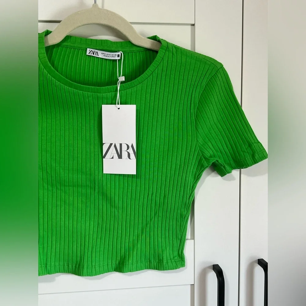 NWT Zara Green Ribbed Cropped Tshirt - Picture 6 of 9